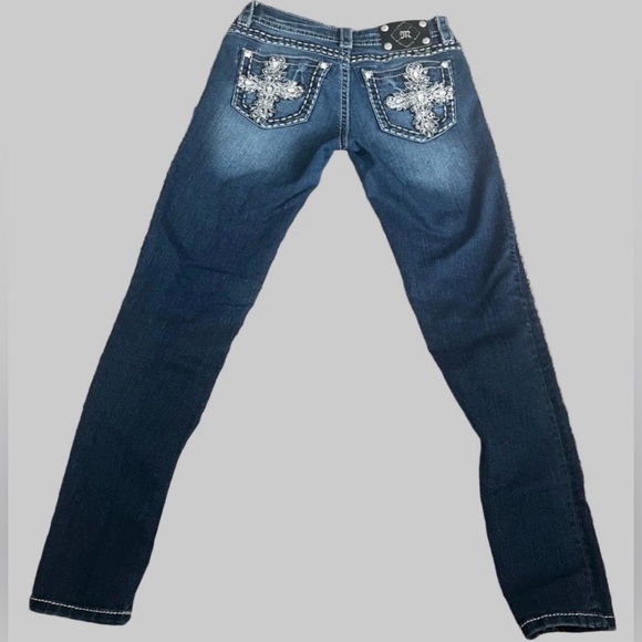 Miss me Rhinestone Jeans - Picture 3 of 4